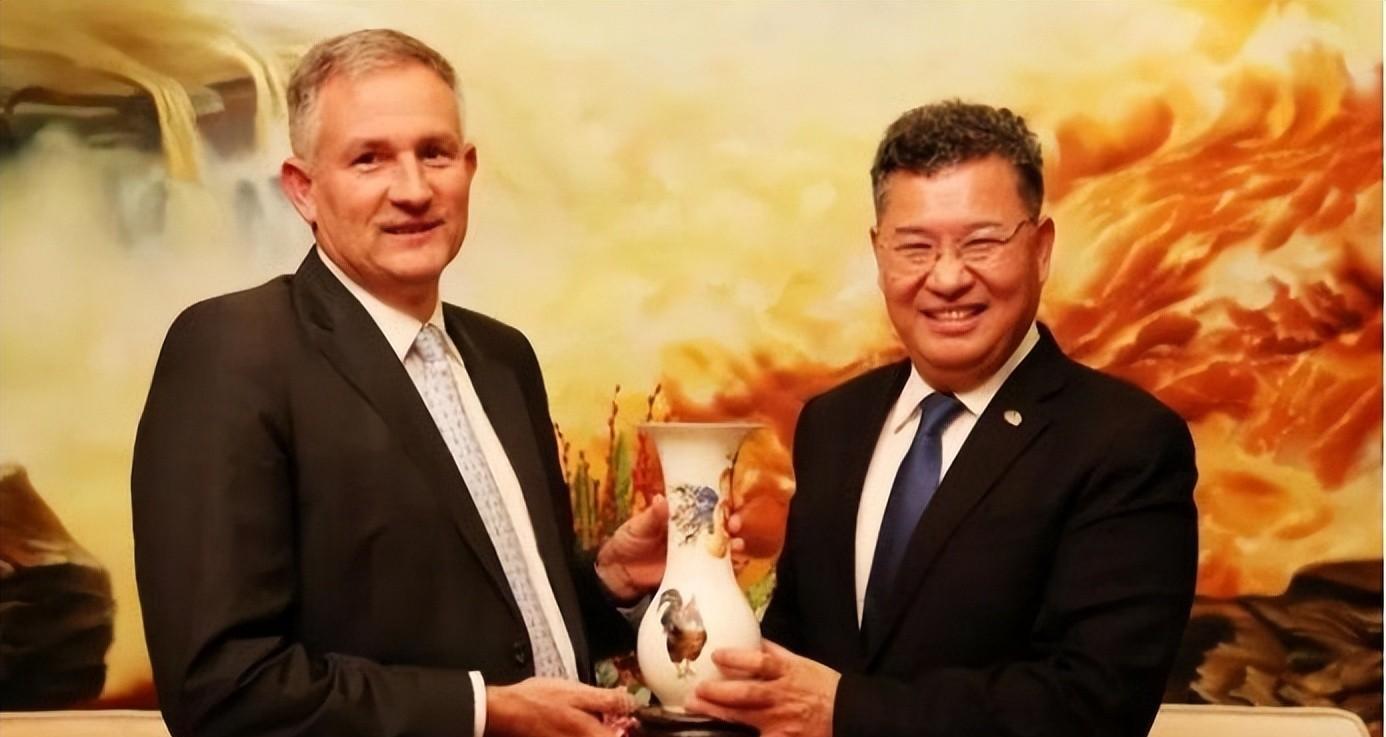 国际观察，欧盟碰头共识难求，欧盟峰会共识难求，国际观察下的挑战与困境