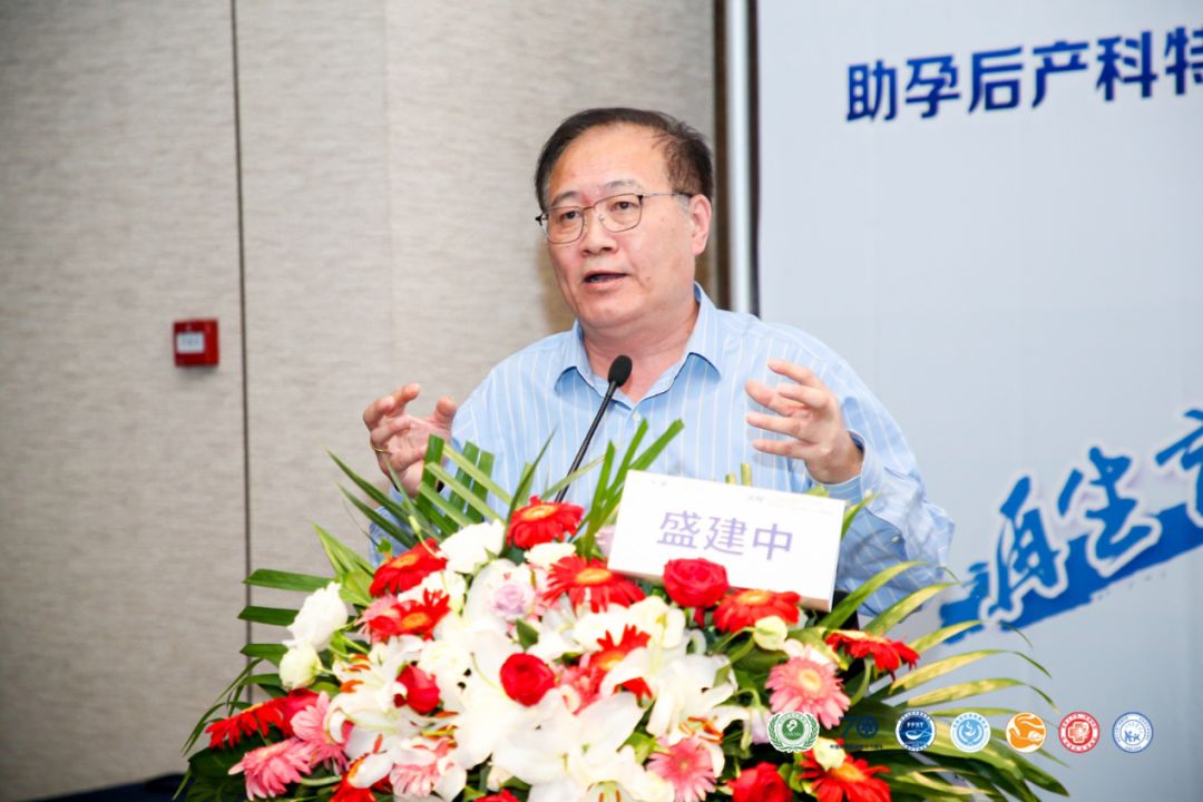 盛建中，一位引领时代的杰出人物，盛建中，时代引领者的杰出风采