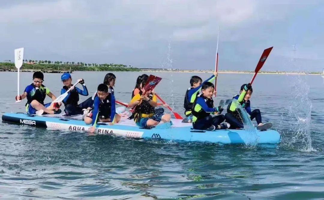 探索前沿科技，揭示未来战争形态——2022最新军事视频概览，前沿科技与未来战争形态揭秘，2022军事视频概览