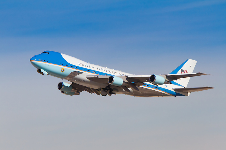 中国空军一号飞机图片，历史与现代的交汇，中国空军一号，历史与现代的飞机交汇点