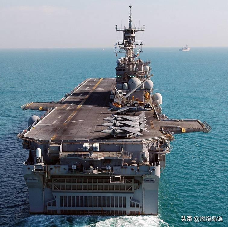 黄蜂级两栖攻击舰的最新搭载，引领现代海军转型的关键力量，黄蜂级两栖攻击舰的新搭载，现代海军转型的驱动力