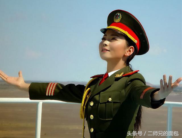 中国女兵最漂亮的照片高清——英勇与美丽的完美结合，中国女兵最美丽瞬间，英勇与美丽的完美融合（高清照片）