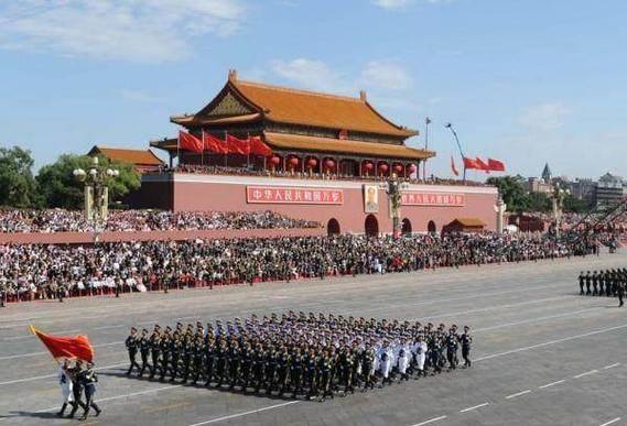 重温辉煌瞬间，2020阅兵式回放，重温辉煌瞬间，2020阅兵式精彩回放