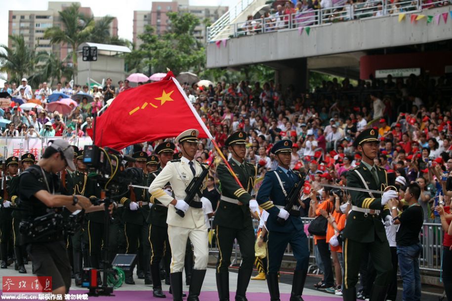 回顾历史，铭记荣耀——香港阅兵盛典全程回放，香港阅兵盛典回顾，荣耀时刻，永铭心扉