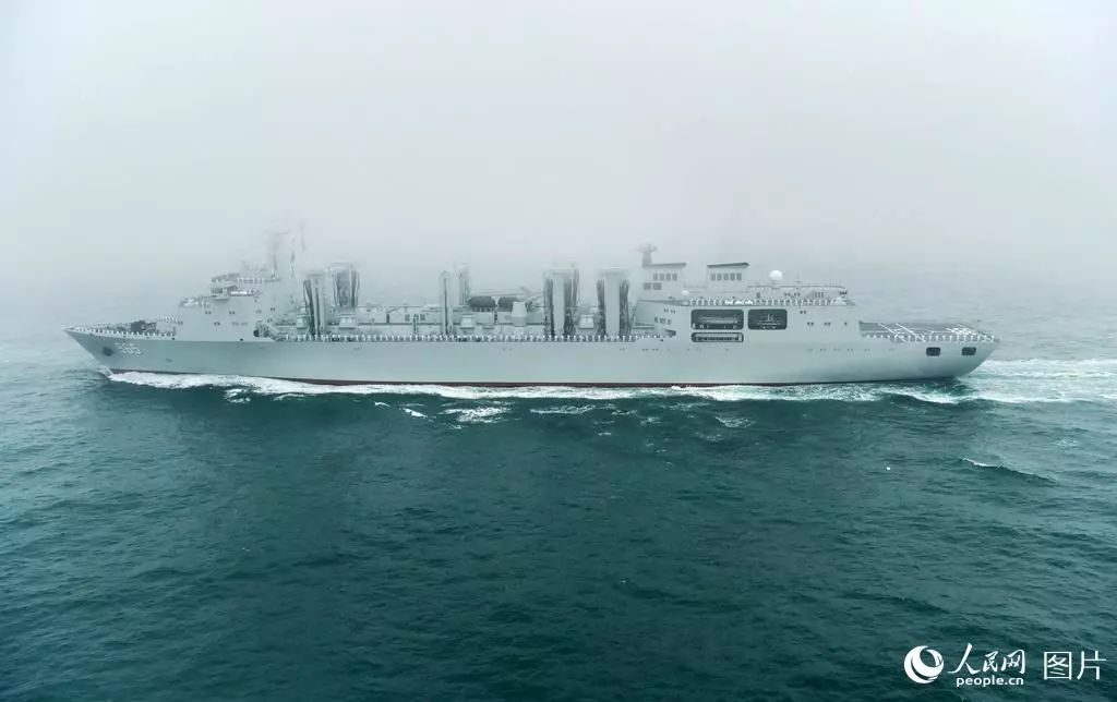浓雾笼罩下的海军70周年阅舰式，探索未知的荣耀时刻，海军70周年阅舰式，浓雾中的荣耀时刻探索
