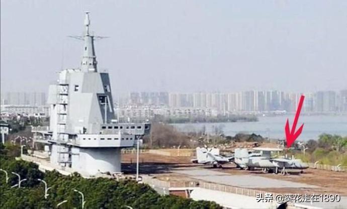 直-18预警直升机与空警-600，空中力量的双重守护，直-18预警直升机与空警-600，空中力量的双重守护壁垒