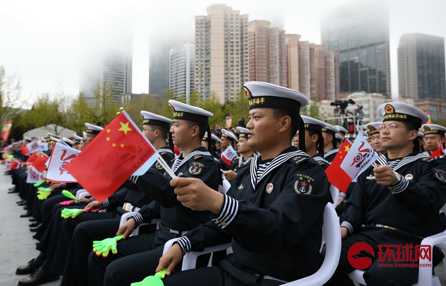 中国海军70周年军乐，荣耀与力量的交响曲，中国海军70周年军乐盛典，荣耀与力量的交响曲