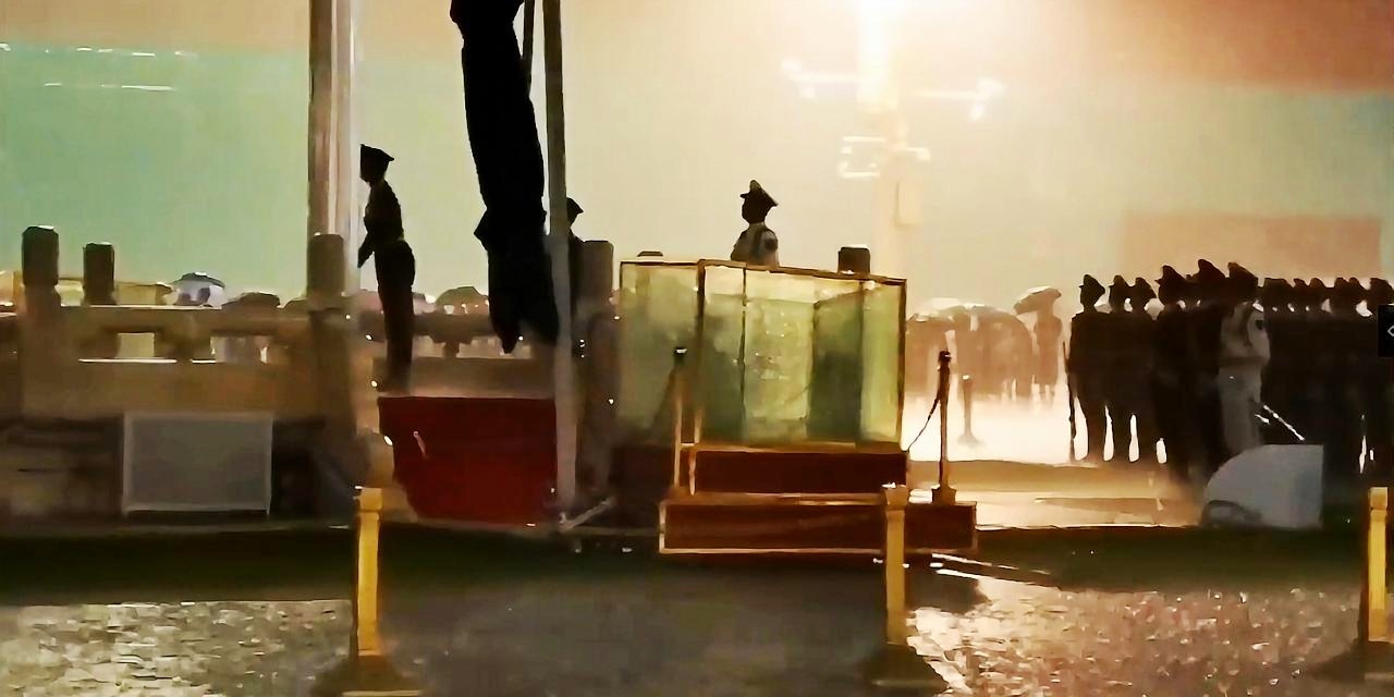 风雨无阻，三军仪仗队展现忠诚与担当，风雨无阻，三军仪仗队彰显忠诚与担当