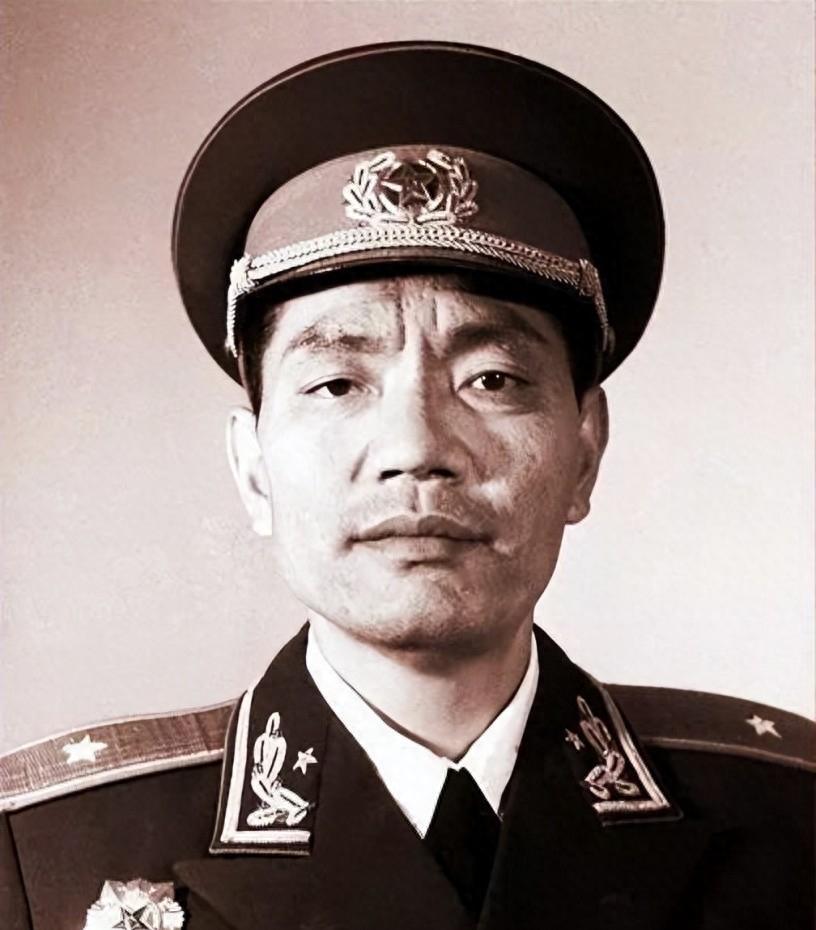 一级八一勋章与工资水平，深入解析与探讨，八一勋章与工资水平，深度解析与探讨