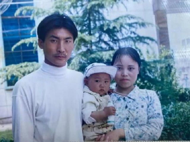 肖思远女友找到了吗？——探寻与解读，肖思远女友探寻之路，揭秘背后的真相？