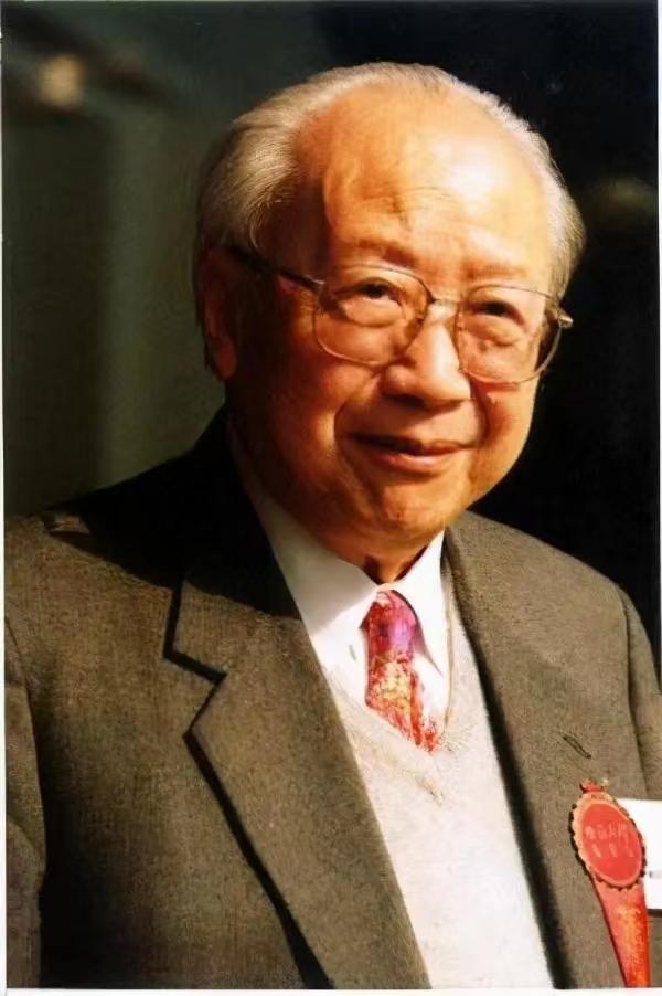 中国的两弹一星之父到底是谁，揭秘中国两弹一星之父的真实身份