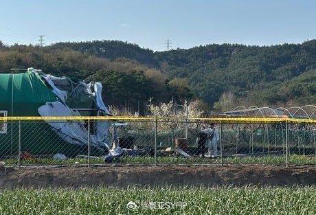 韩国直升机坠毁撞桥事件深度解析，韩国直升机坠桥事件深度剖析