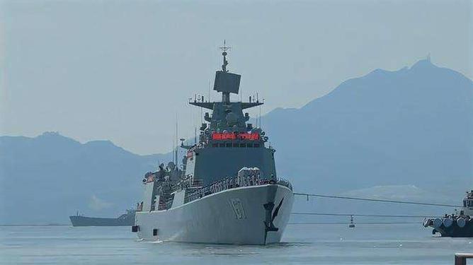 中国海军南宁舰，新时代的海上卫士，中国海军南宁舰，新时代海上卫士的骄傲