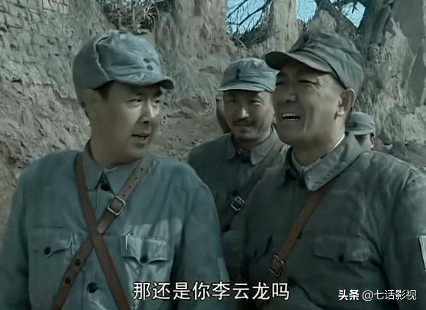 中国王牌空降师，英勇无畏，锐不可挡，中国王牌空降师，英勇无畏，战力无双