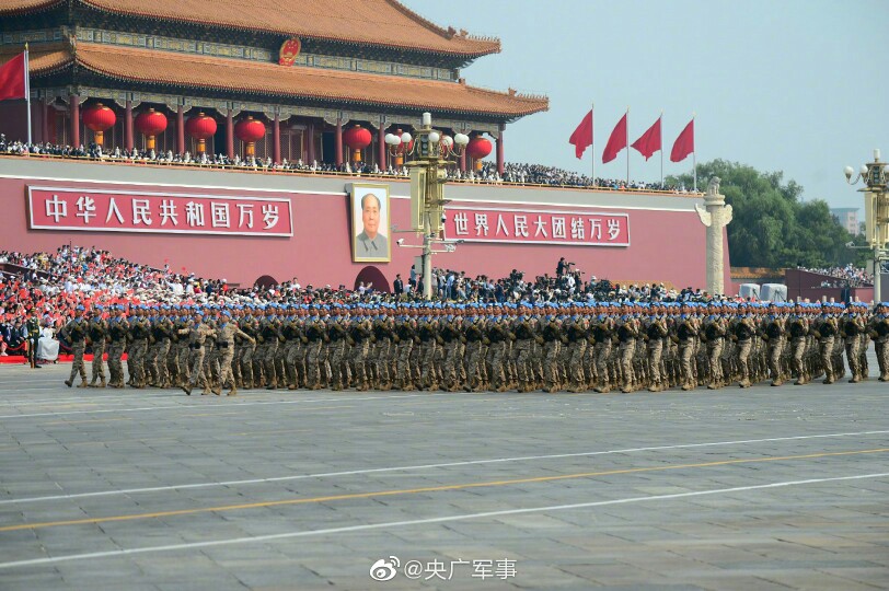荣耀时刻，2019国庆大阅兵升旗仪式，荣耀时刻，2019国庆大阅兵升旗仪式盛况