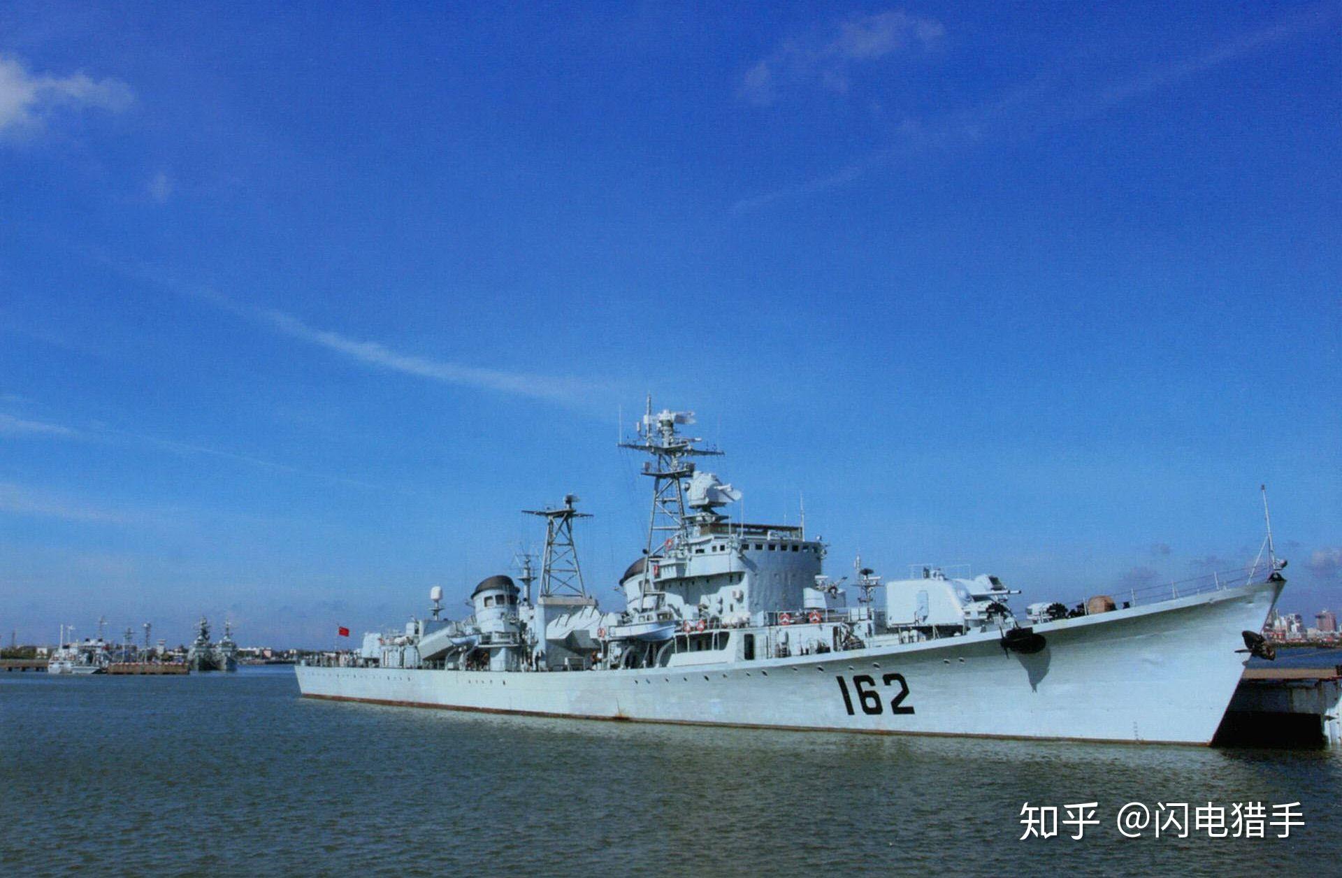 探究051C型导弹驱逐舰为何尚未退役的原因，揭秘，为何051C型导弹驱逐舰仍坚守岗位，未现退役迹象
