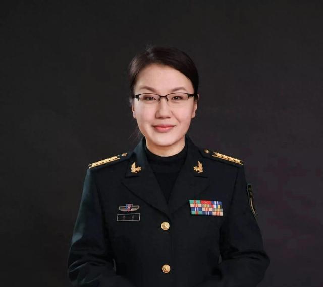军事评论员李莉近期为什么没有出镜，深度探究其背后原因，军事评论员李莉缺席镜头背后的原因探究