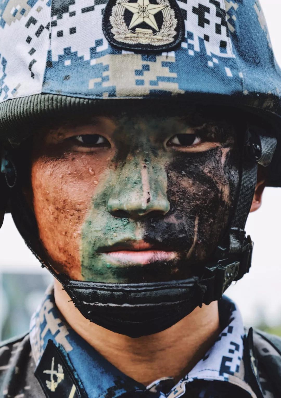 空降兵迷彩服，荣耀与使命的象征，空降兵迷彩服，荣耀与使命的战袍