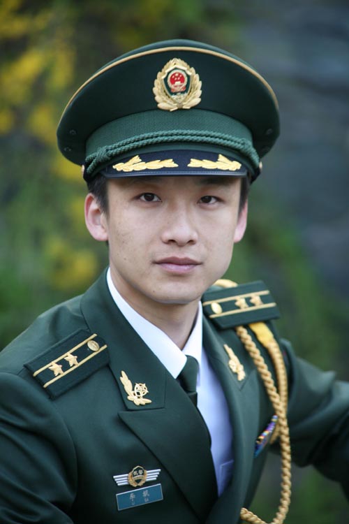 武警服饰全套，荣耀与责任的象征，武警全套服饰，荣耀与责任的标志
