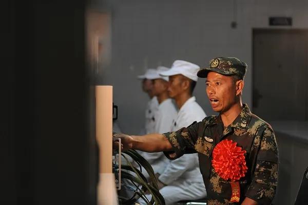 八一勋章解说，八一勋章，荣誉背后的英勇传奇
