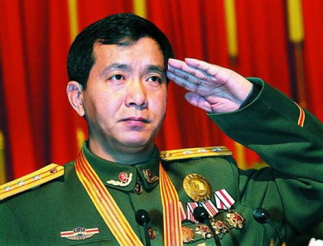 一等功臣丁晓兵，英雄之魂，时代之光，一等功臣丁晓兵，英雄之魂，闪耀时代之光