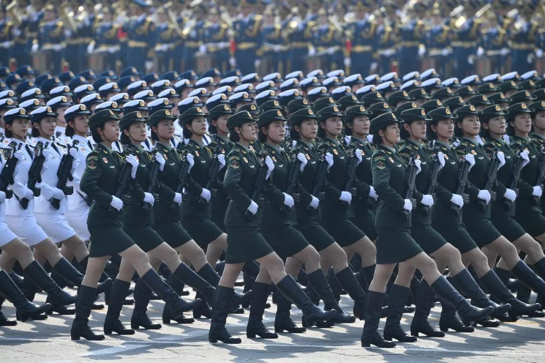 印度尼西亚阅兵视频，展现国家力量与文化的独特风采，印度尼西亚阅兵视频展现国家力量与文化风采的壮丽展示