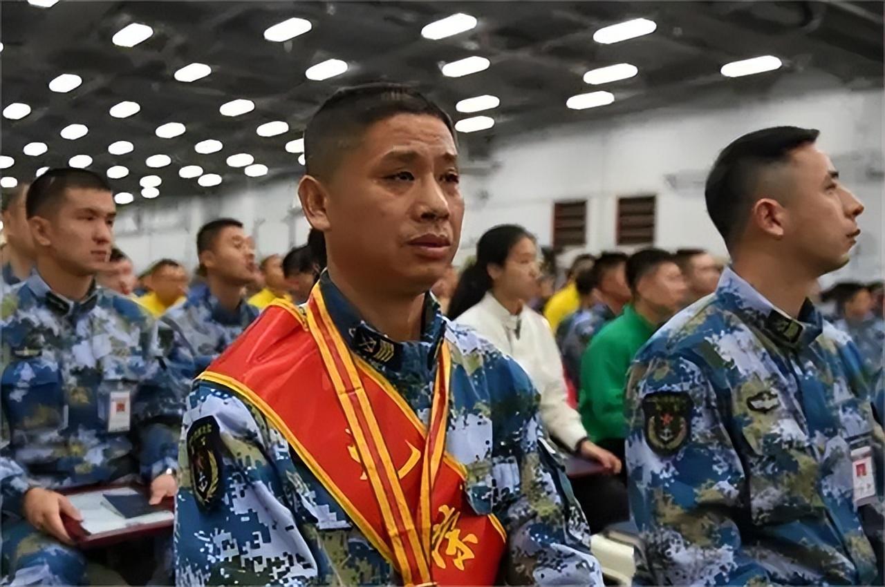 航空母舰的主要作战工具及其有效性探讨，航空母舰主要作战工具的有效性探讨