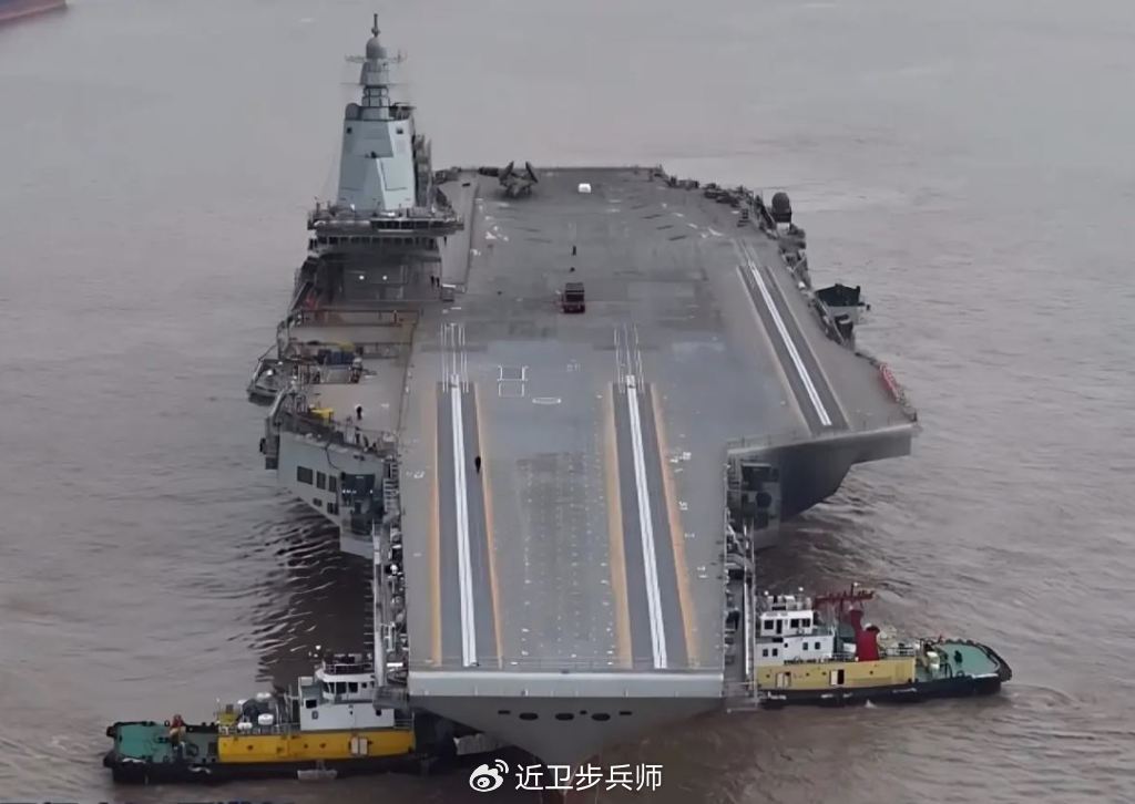 福建舰，东方的震撼力量，对西方的觉醒启示，福建舰，东方震撼力量，唤醒西方的启示典范