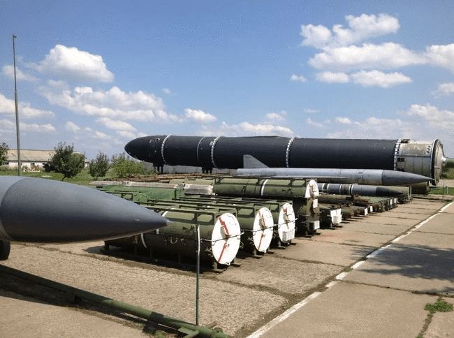 第四代核武器与氢弹武器，威力对比及未来展望，第四代核武器与氢弹武器，威力对比及未来展望分析