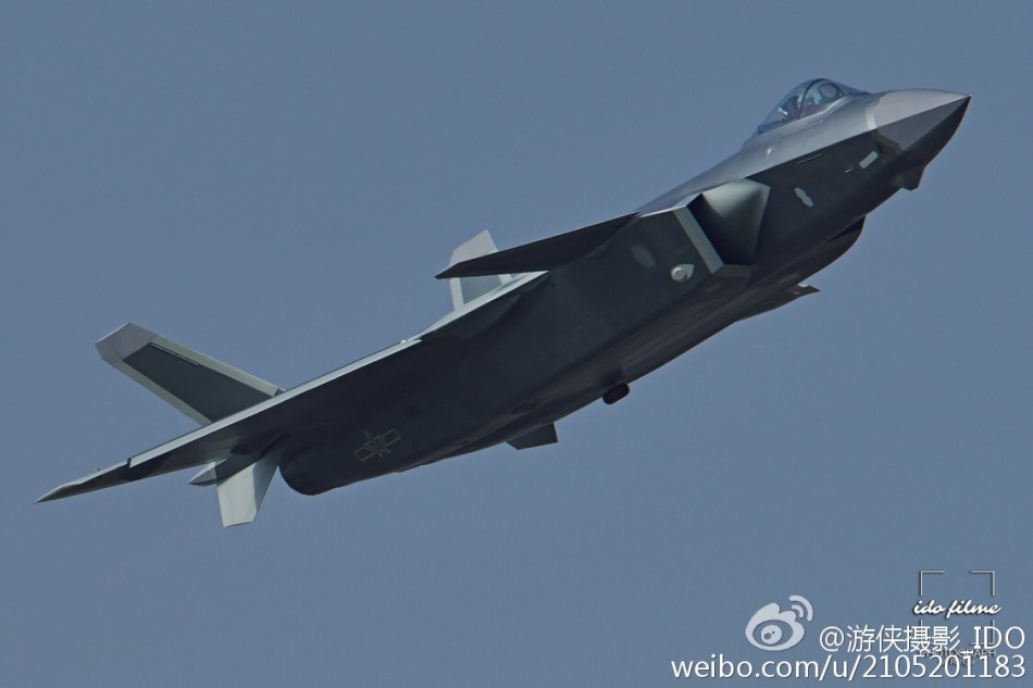 歼-2战斗机，中国空军的崭新力量，歼-2战斗机，中国空军的新锐力量