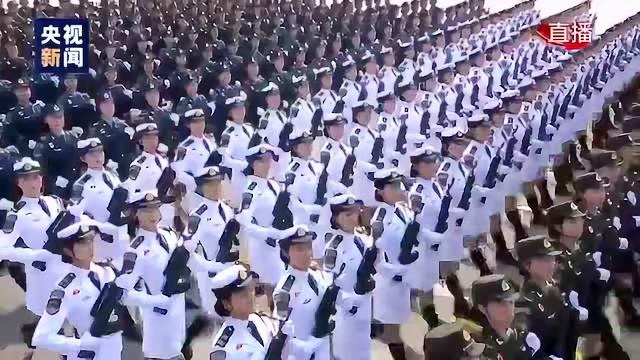 阅兵方队中的壮丽画卷，352人尺寸图揭秘，阅兵方队壮丽画卷，揭秘352人尺寸图风采