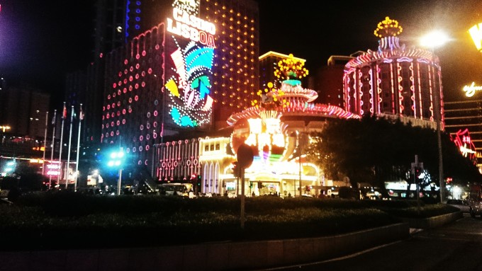澳门晚上六点半开奖结果，揭秘彩票背后的故事，澳门晚六点半开奖揭秘，彩票背后的故事