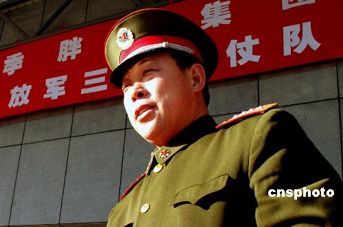 三军仪仗队程大队长，荣耀与担当的象征，三军仪仗队程大队长，荣耀与担当的典范