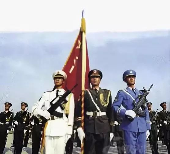 三军仪仗队 第3页