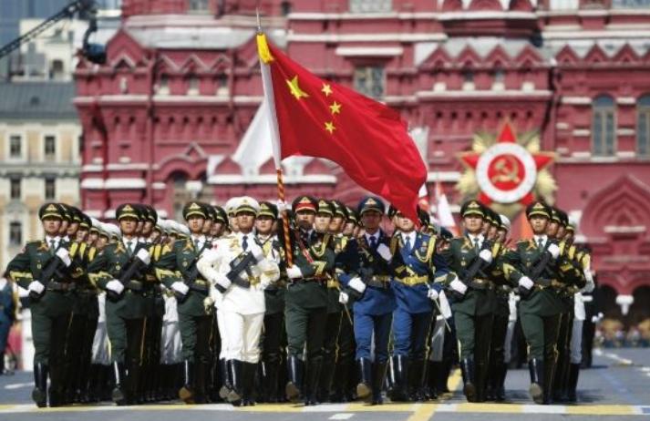 三军仪仗队参加国外阅兵，展现国家力量与荣耀，三军仪仗队海外阅兵展现国家力量与荣耀风采