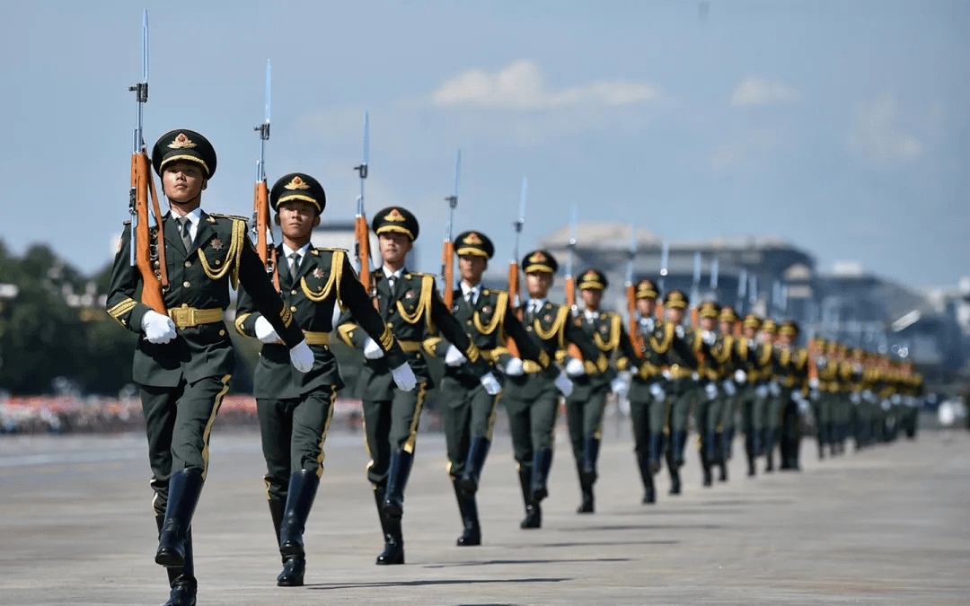 2021年阅兵图片，展现国家力量与荣耀，『2021阅兵图片展现国家力量与荣耀瞬间』