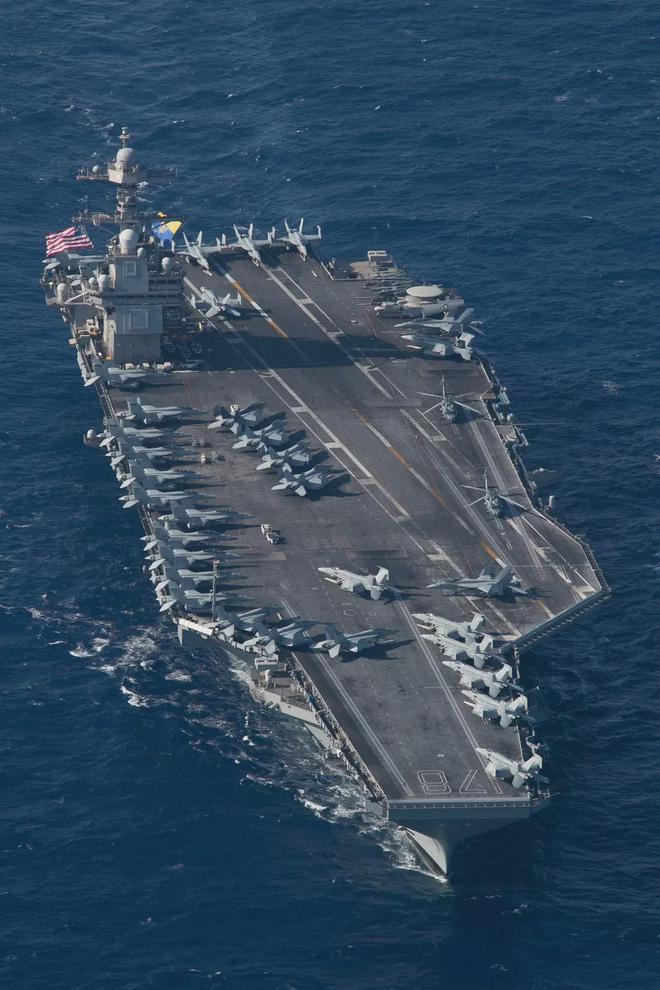 福特号航空母舰，美军强大的海上力量与战略支柱，美军强大海上力量核心，福特号航空母舰，战略支柱的地位不可或缺
