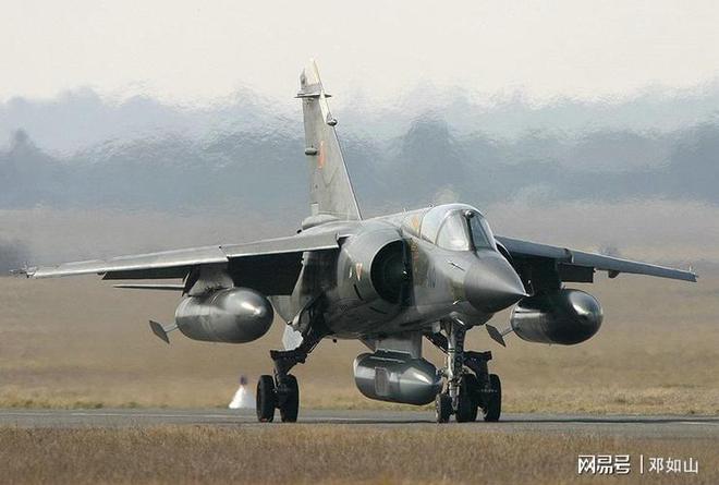 F-22猛禽战斗机折纸教程，起落架版详细指南，F-22猛禽战斗机折纸教程，起落架版详细指南及教程