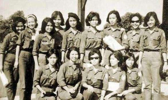 中国女兵在越南回忆录，中国女兵的越南回忆录，铁骨柔情，战火中的巾帼英雄