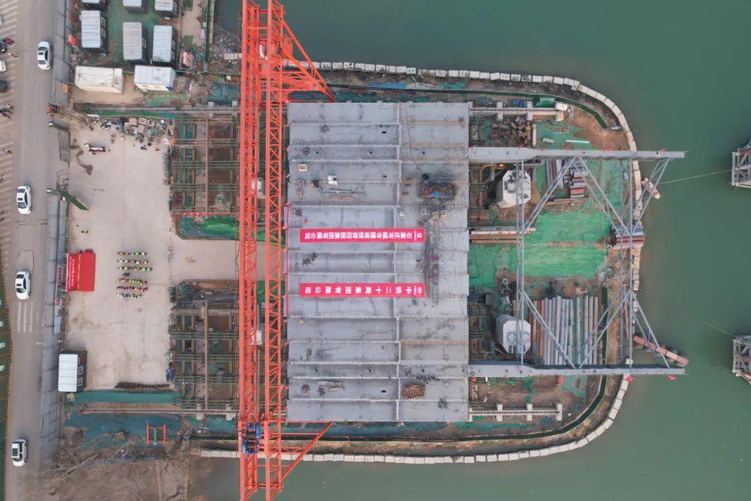 揭秘中国海军的骄傲，揭秘中国海军首艘航母辽宁舰的出生地与归属地，中国海军首艘航母辽宁舰诞生地揭秘，中国海军的骄傲与荣耀
