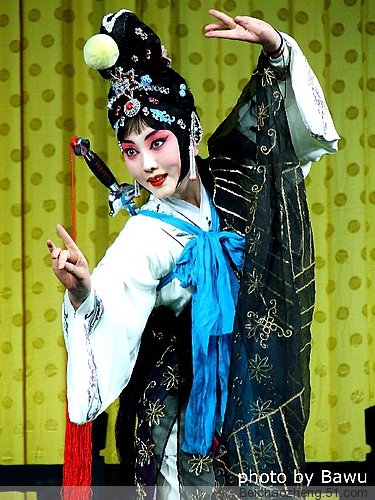 丁晓君丈夫简历——一位令人钦佩的杰出人物，丁晓君丈夫的杰出人生简历，令人钦佩的传奇人物