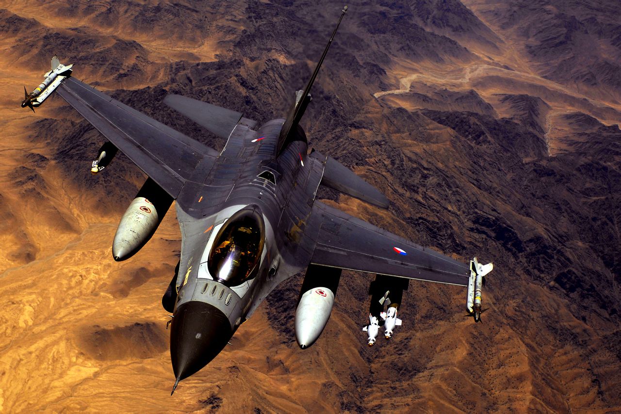 美国目前最先进的战斗机，探索F-35闪电II战斗机的卓越性能与全球影响力，美国F-35闪电II战斗机的卓越性能与全球影响力探索