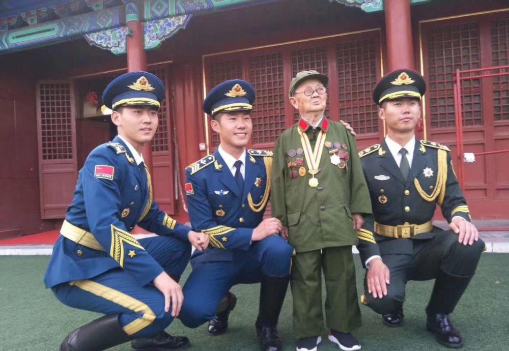 军人胸前勋章等级，荣耀的象征与时代的印记，军人勋章等级，荣耀与时代的象征