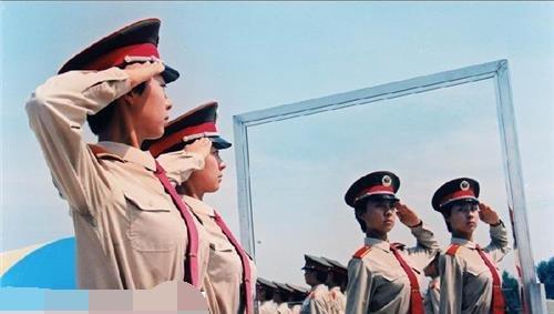 全球女兵阅兵，展现力量与荣耀，全球女兵阅兵，力量与荣耀的展现