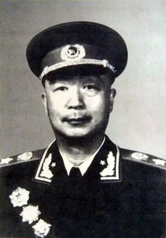 十大元帅中谁是最卓越的军事战略家——探究谁的打仗能力最强，十大元帅中的军事战略家巅峰，探究哪位元帅的打仗能力最强