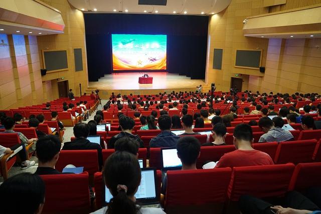中国空军成立时间及其深远影响，中国空军成立及其深远影响概述