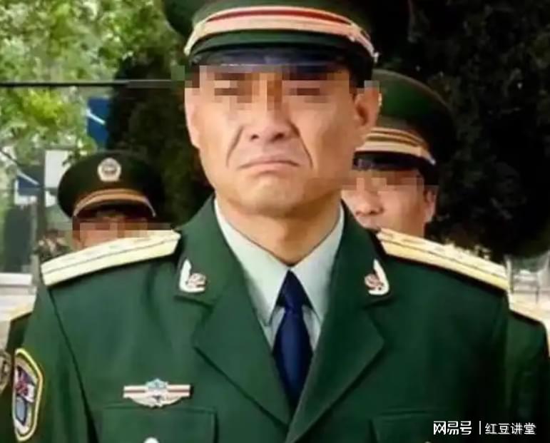 丁晓兵现在的职务，勇担重任的杰出军事领导者，丁晓兵，勇担重任的杰出军事领导者