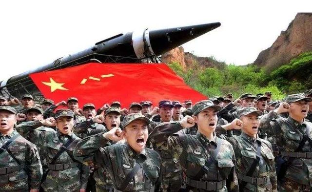 国防军事在变革中的稳健步伐，回顾与展望国防军事2014年，国防军事稳健前行，回顾与展望——2014年国防军事变革之路