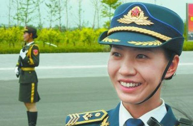 揭秘三军仪仗队女兵程诚的照片背后的故事，三军仪仗队女兵程诚照片背后的故事揭秘