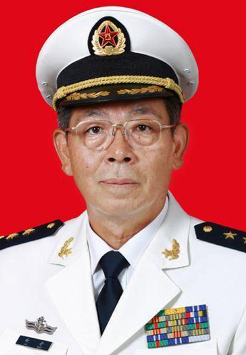 海军凌建忠简介，一位海军英雄的辉煌历程，海军英雄凌建忠的辉煌历程简介
